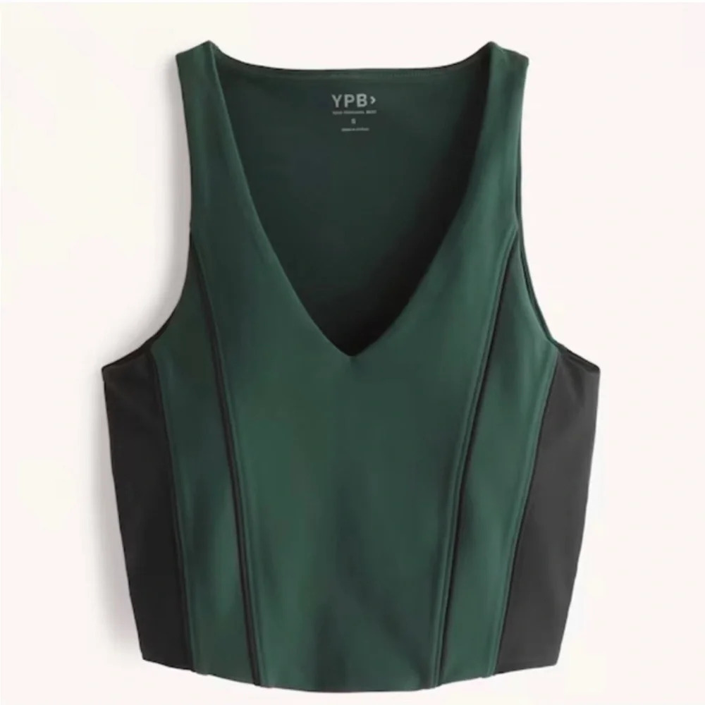 YPB sculptLUX Slim V-Neck Tank Abercrombie